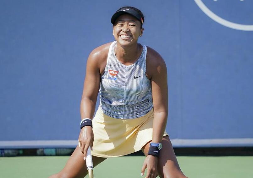 及禁区内的 及禁区内的